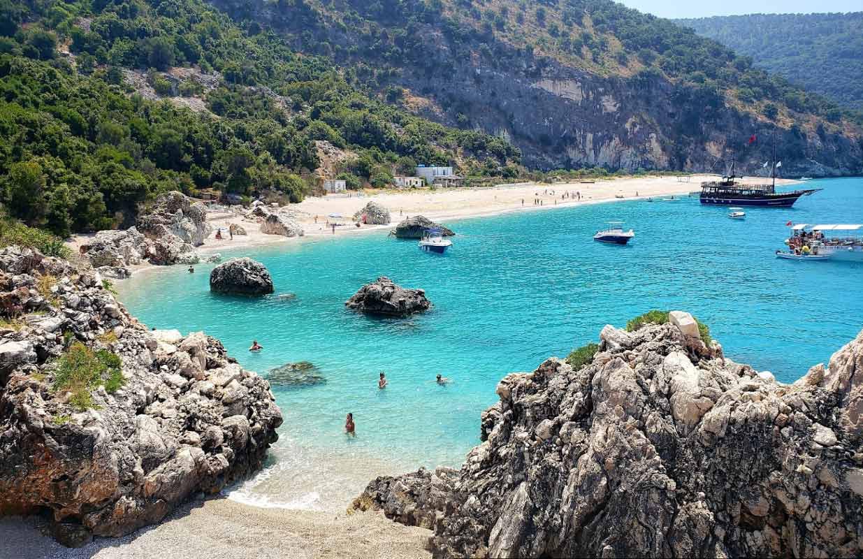 Krorez Private Tour — boat tour from Saranda